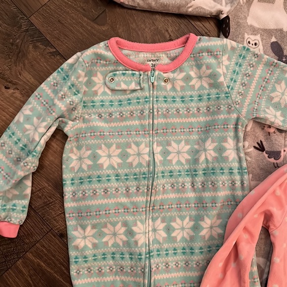 Carters 3T Footed Pajama Bundle - Picture 2 of 5